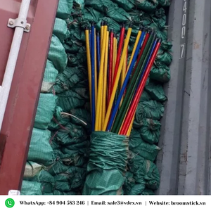 Palo de Escoba Recubierto de PVC de Color y Palo de Escoba Telescópico con Mango de Madera - Product Image 6