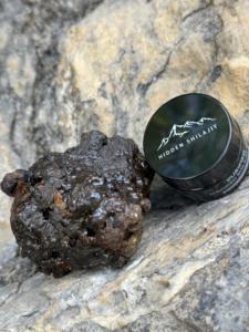 ชิลลาจิตเรซินธรรมชาติคุณภาพดีที่สุด ผ่านการทดสอบจากห้องปฏิบัติการในสหรัฐอเมริกา ผลิตจากแหล่งที่สูง 18,000 ฟุต ที่เมืองสการูด ประเทศปากีสถาน เหมาะสำหรับสตรีมีครรภ์ - Product Image 6