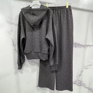 Sudadera con capucha de diamantes de imitación de alta calidad para mujer Sudadera con capucha con cremallera de cristal Estilo de diamantes de imitación personalizados OEM - Product Image 3