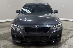 BMW 330i Sedán 2017 Usado, Transmisión Manual de 6 Velocidades, Motor Turbo de 4 Cilindros, Paquetes M Sport y Premium - Product Image 1