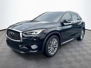 Titre propre, faible kilométrage - QX50 Luxxe FWD d'occasion 2023 - Product Image 1