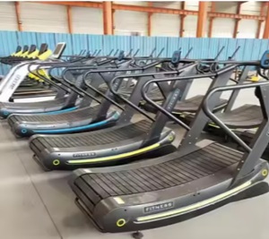 Machine à course élevée Assault S air Runner Tapis roulant incurvé commercial non alimenté avec résistance Tapis roulant incurvé de haute qualité - Product Image 1