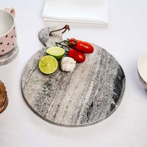 Tabla de cortar de mármol elegante con superficie lisa elegante, ideal para cocinas modernas, cocina profesional y presentación de alimentos - Product Image 2