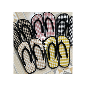 Zapatillas de hotel ecológicas, desechables, de lujo, sostenibles, cómodas, materiales naturales para una experiencia memorable de los huéspedes para el verano - Product Image 5