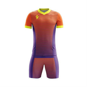 Uniforme de fútbol de color personalizado de alta calidad para adultos conjuntos de ropa deportiva fabricados en fábrica - Product Image 1