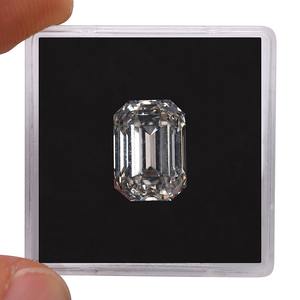 Élégant diamant cultivé en laboratoire taille émeraude certifié IGI E Color VS2 Clarté pour bagues de fiançailles personnalisées Boucles d'oreilles et bijoux de créateur - Product Image 2