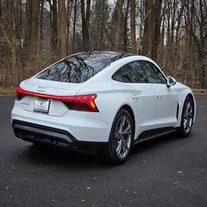 MEJOR PRECIO PARA Audi e-tron GT quattro Premium Plus 2022 - Product Image 2