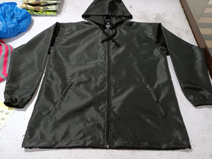 Chaqueta Cortavientos Unisex de Lona Delgada, Impermeable, con Bordado de Dibujos Animados y Capucha - Product Image 6