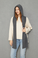 L'écharpe à capuche en tricot texturé doux pour femmes garde au chaud élégant et confortable Look élégant automne hiver ODM OEM Service
