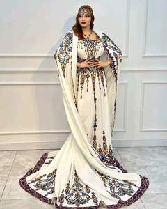 Élégant et beau 2024 soie Caftan Cap Trail robe colorée broderie et pierre perle travail tenue de mariage - Product Image 1