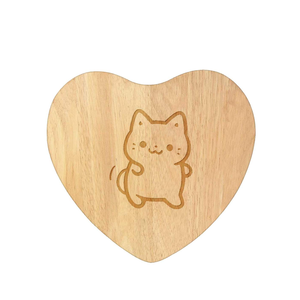 Bloc à découper en bois d'acacia en forme de cœur de taille personnalisable pour planche à charcuterie et plateau de fromages - Product Image 3