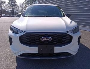 TOP CONDITION USED 2024 Ford Escape - Product Image 1