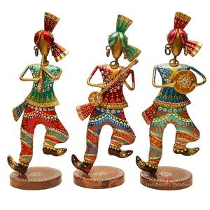 Figuras de Metal Multicolor Hombre Bailando Juego de 3 Hechas de Hierro - Product Image 2