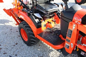 TRACTOR AGRÍCOLA KUBOTA BX23S ORIGINAL DE CALIDAD CON RETROEXCAVADORA 4WD A PRECIOS MUY ECONÓMICOS Mini Tractor Kubota - Product Image 2