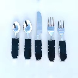 Ensemble de couverts en acier inoxydable, couteau à dîner, fourchette, cuillère, argent nickelé, avec manche en résine noire - Product Image 1