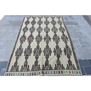 Alfombra Turca de 4.7x7 pies, Alfombra de Lana Vintage Kilim con Puntos Blancos - Product Image 1