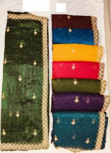 Sari Indio de Lujo en Chifón con Tejido de Organza |   Bordado Intrincado y Trabajo de Confección con Volantes Elegante |   Ropa Festiva de Calidad de Exportación - Product Image 3