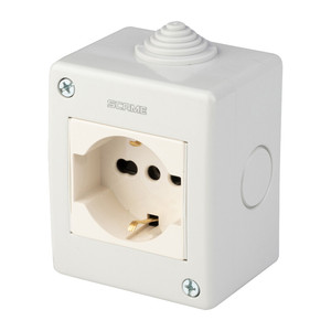 กล่องเชื่อมต่อสายไฟภายนอก Polypool รุ่น IP40 พร้อมเต้ารับแบบสองขา Schuko - Product Image 1