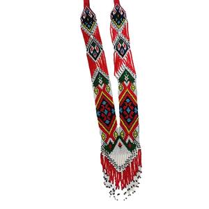 Collier artisanal en perles avec motif tribal multicolore en diamant, bijoux ethniques, mode artisanale pour femmes avec franges, cadeau - Product Image 1