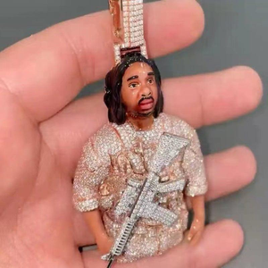 Diseño de Hip Hop elegante y popular en oro amarillo de 14 Kt Colgante de cabeza de Jesús de diamante cultivado en laboratorio con claridad VVS mejorada - Product Image 4