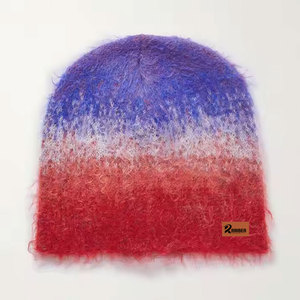 Gorros de mohair de invierno más vendidos, gorros cálidos y esponjosos de punto para clima frío hechos en Pakistán - Product Image 1