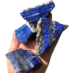 印度出口商F的天然蓝色青金石粗水晶石批发商，用于多用途脉轮石珠宝