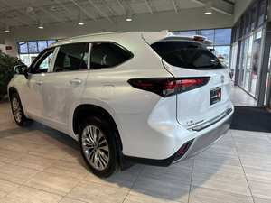 Toyota Highlander Hybride d'occasion 2025 - Product Image 2