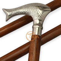 Bâton de marche à 3 sections de style vintage, léger et moderne, en laiton et bois, avec poignée en forme de tête de poisson argenté, pointe en fer pour la randonnée