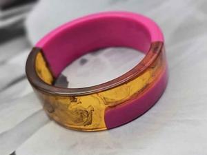 กำไลและสร้อยข้อมือเรซิ่นสำหรับผู้หญิง คอลเลคชั่นใหม่ เครื่องประดับสไตล์นางฟ้าสำหรับงานปาร์ตี้และงานแต่งงาน คุณภาพสูง - Product Image 3