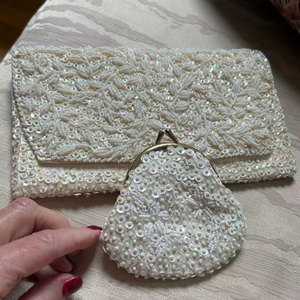 Elegante Bolso de Fiesta para Mujer, Cartera de Satén con Cuentas, Monedero con Cuentas, Bolso de Mano Elegante Hecho a Mano - Product Image 1