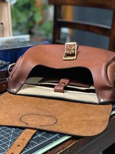 Sacs à cartouches en cuir de vachette légers, imperméables, de haute qualité, fabriqués sur mesure par OEM, avec tige en carbone, pour équipement de chasse - Product Image 3