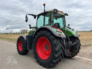รถแทรกเตอร์การเกษตร Fendt มือสองระดับพรีเมี่ยมและรถแทรกเตอร์ fendt ยี่ห้อ MINNUO ที่มีประสิทธิภาพในราคาที่ดี - Product Image 3