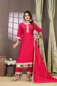 Hermoso conjunto de seda Salwar Kameez con trabajo de bordado de Duppatta elegante para fiestas Diwali y bodas ropa india y pakistaní - Product Image 5