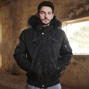 Veste d'hiver chaude et imperméable avec garniture en fourrure naturelle sur le capuche - Product Image 5