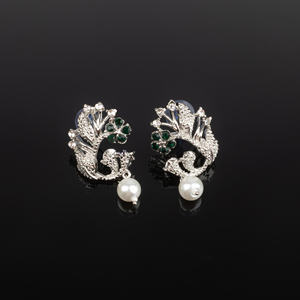 Pendientes de gota de diseño único para damas, hermosas joyas para bodas, cumpleaños y festivales a precios razonables - Product Image 2