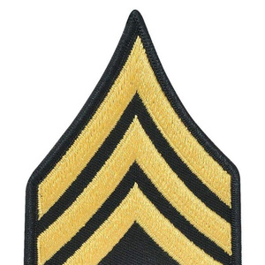 Badges classés brodés personnalisés avec des options de logo personnalisé de couture durable pour la décoration d'uniforme et la tenue formelle - Product Image 3