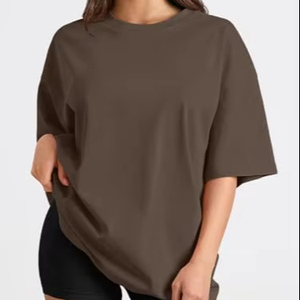 Camiseta ligera de algodón para mujer, camiseta informal de moda con cuello redondo de manga corta, cómoda para el verano, atuendo diario y ropa de estilo - Product Image 1