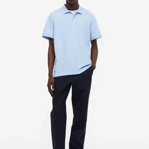 Camiseta de Hombre Cómoda 100% Algodón de Secado Rápido, Tejido de Punto Transpirable de Alta Calidad, Diseño Liso, Manga Corta - Product Image 1