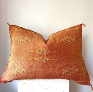 Vente en gros Cactus marocain soie fait à la main housses de coussin décoratives maison Cactus soie coton coussins Kelim - Product Image 3