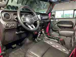 Land Rover Range Rover 2024, Volante a la Izquierda, SUV, Asientos de Cuero, Techo Panorámico, Transmisión Automática Eléctrica, Mejor Precio - Product Image 2