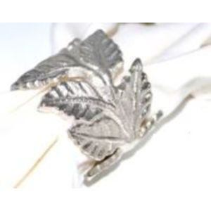 Ensemble de quatre anneaux de serviette en bois de qualité supérieure, style rustique de ferme, idéal pour les repas de fête, les dîners et les présentations de table élégantes - Product Image 6