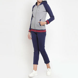 Elegante chándal de mujer de manga raglán con cremallera y capucha y pantalones de primera calidad hecho con ribete acanalado perfecto para ropa de invierno chándales de mujer - Product Image 4