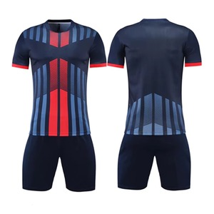 Maillot de football de haute qualité Maillot de football rétro Usine Vente en gros Uniforme de football Ensemble d'équipe Vêtements de sport de football pour hommes - Product Image 3