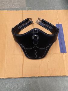 Selle d'équitation de forme anatomique personnalisable pour cheval de saut à cheval sangle en peau de mouton équine cuir souple grossiste fournisseur - Product Image 4