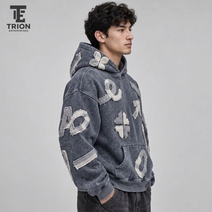Sweat à capuche brodé pour homme, effet délavé, toucher doux et coutures détaillées pour un look moderne au quotidien. - Product Image 2