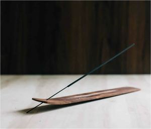 Le design coudé d'exportation artisanale donne un look traditionnel mais élégant Parfait pour les coins de méditation ou les espaces de lecture paisibles. - Product Image 1