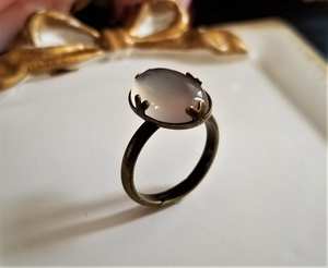 Bague en agate blanche avec pierres précieuses Bague Boho en calcédoine Bijoux en pierre blanche Argent sterling 925 Plaqué or 14 carats Cadeau élégant - Product Image 2