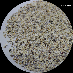 วัสดุทนไฟสำหรับงานวิศวกรรมโยธา1-3มม. 45% แร่อะลูมิเนียมหินเหล็กไฟ Al2O3วัสดุทนไฟ - Product Image 1