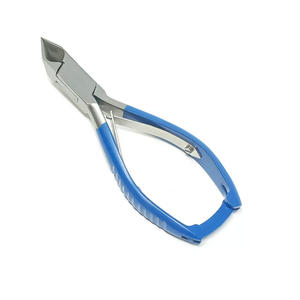 Cortador de pezones para uñas gruesas (azul) Forma De Luna para podólogo/pedicura - Product Image 1