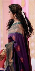 Nouveau Saree en soie Banarsi à la mode avec chemisier pièce économique Style Bollywood tenue de fête pour les femmes indiennes en gros de Surat - Product Image 4